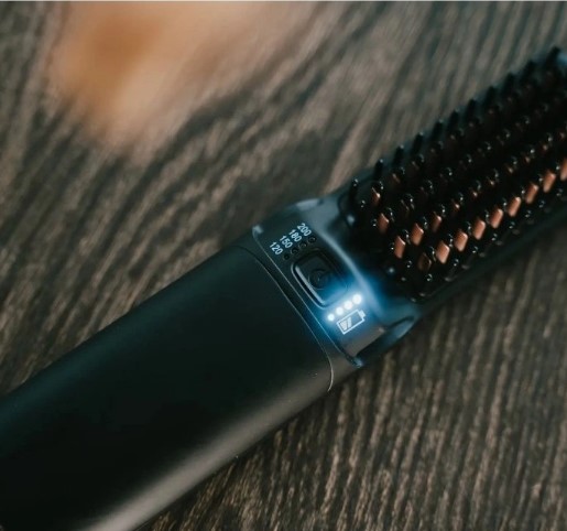 ODENSON dobíjecí žehlička na vousy s USB-C
