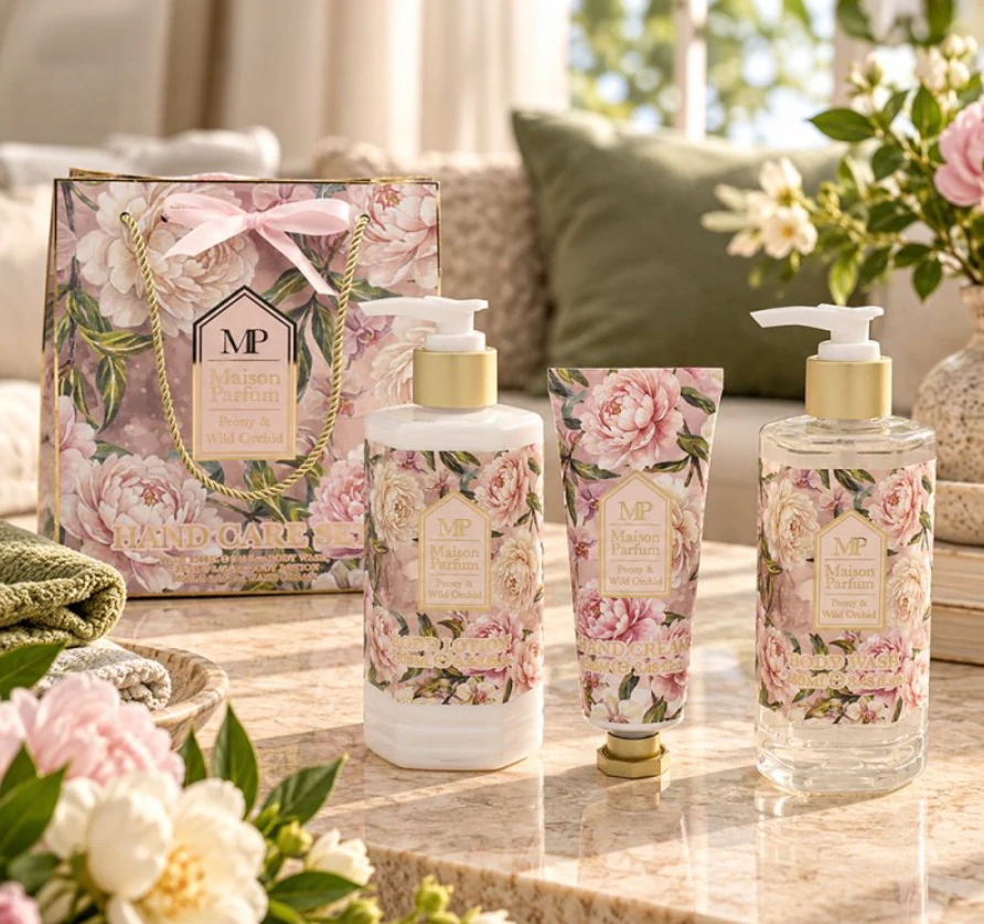 Maison Parfum Pivoňka & Divoká Orchidej – Luxusní dárková kosmetická sada na ruce