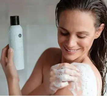 102802 BW sprchová pěna SWEET GRACE