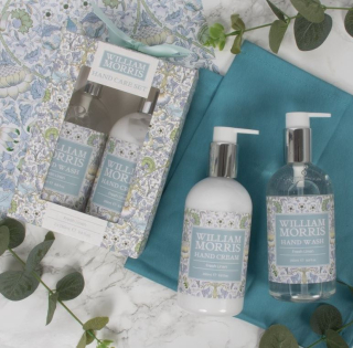 LP75242 kosmetická sada LODDEN - ČISTÉ PRÁDLO tekuté mýdlo a krém na ruce 290ml